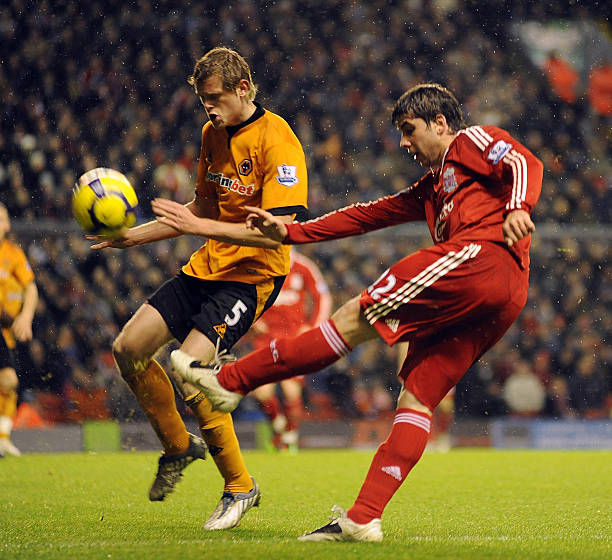 非单纯的 非单纯的